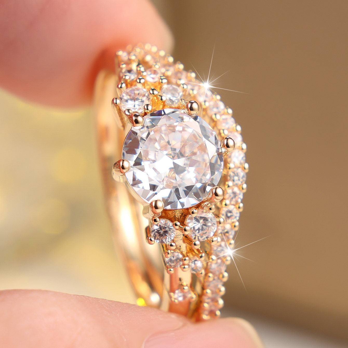 Luxurious Women's Ring Set with Round Synthetic Cubic Zirconia